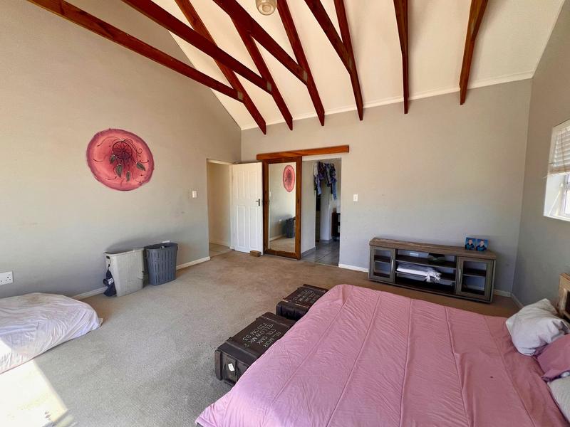 4 Bedroom Property for Sale in Country Club Western Cape